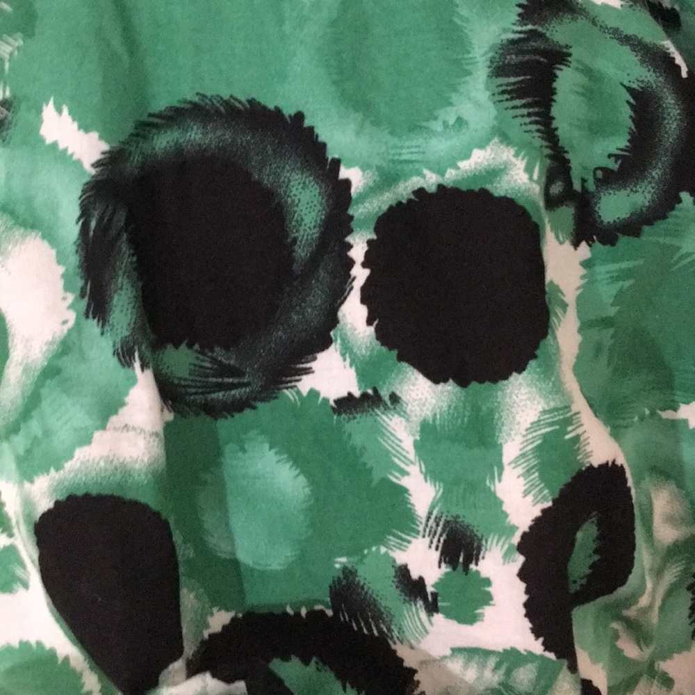 Bubble Hem Dress - Picture 3 of 6